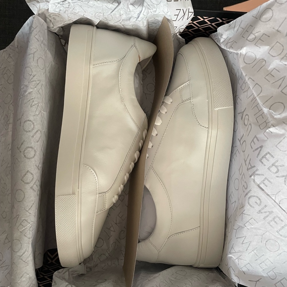 Birdies White Sneakers - BRAND NEW NEVER WORN